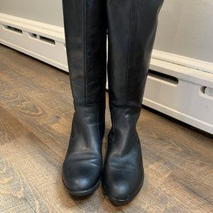 BORN genuine leather size 9 flat black riding boots